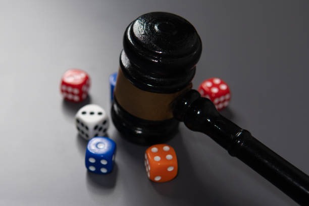 forwin8 live roulette table with dealer, wheel, and betting interface